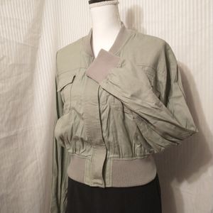 New Cropped Jacket Size L Ashley by 26 Internation